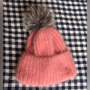 NWOT MJÙK Angora & Rabbit Fur Beanie
